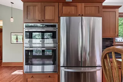 5202 S Hill Drive, Madison, WI 53705 - Photo 8