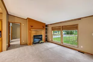 3880 Sandhill Ct, Wisconsin Dells, WI 53965 - Photo 6