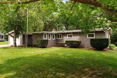 618 N Willard Avenue, Janesville, WI 53548 - Photo 2