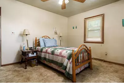 2402 Pioneer Drive, Beloit, WI 53511 - Photo 24