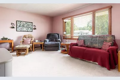 2402 Pioneer Drive, Beloit, WI 53511 - Photo 6