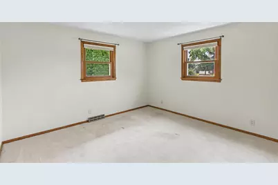 978 Nantucket Drive, Janesville, WI 53546 - Photo 14