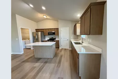 1615 Lee Lane, Janesville, WI 53546 - Photo 6