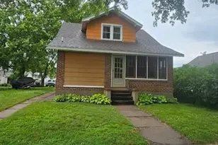 513 N Michigan St, Prairie Du Chien, WI 53821 - Photo 2