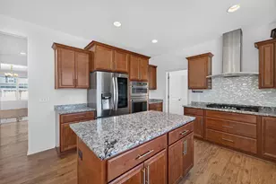 180 Caraway Pl, Sun Prairie, WI 53590 - Photo 16