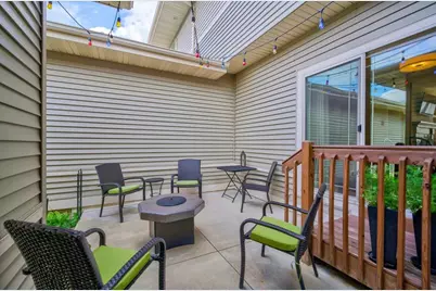 1422 Smithfield Drive, Sun Prairie, WI 53590 - Photo 28