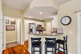 1422 Smithfield Dr, Sun Prairie, WI 53590 - Photo 12