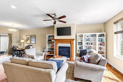 1422 Smithfield Drive, Sun Prairie, WI 53590 - Photo 4