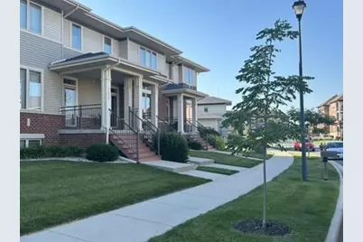 1422 Smithfield Drive, Sun Prairie, WI 53590 - Photo 2