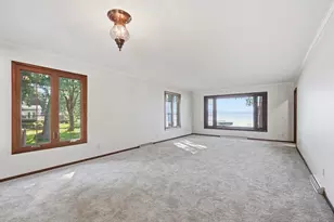 3017 Dianne Dr, Middleton, WI 53562 - Photo 16