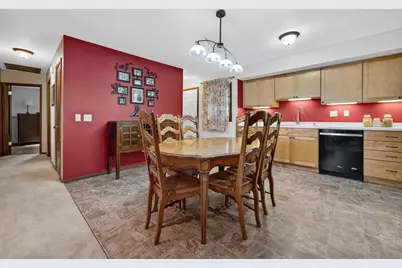 2805 Independence Lane, Madison, WI 53704 - Photo 10