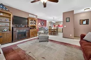 2805 Independence Ln, Madison, WI 53704 - Photo 6