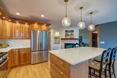 9514 Hill Creek Drive, Madison, WI 53593 - Photo 6