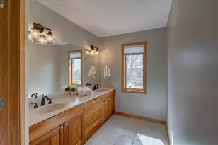 9514 Hill Creek Dr, Madison, WI 53593 - Photo 32