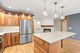 9514 Hill Creek Dr, Verona, WI 53593 - Photo 6