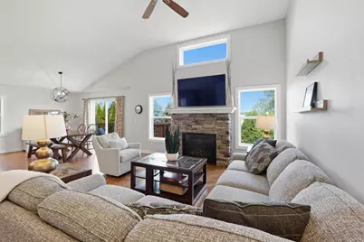 2816 Hazelnut Trail, Sun Prairie, WI 53590 - Photo 6
