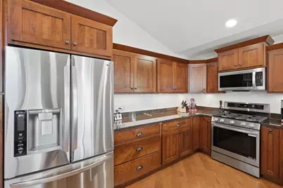2816 Hazelnut Trail, Sun Prairie, WI 53590 - Photo 20