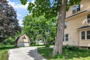 810 S Grove St, Ripon, WI 54971 - Photo 30