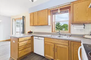 6426 Tonkinese Trail, Madison, WI 53719 - Photo 12