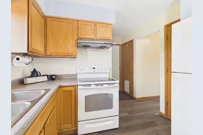 6426 Tonkinese Trail, Madison, WI 53719 - Photo 14