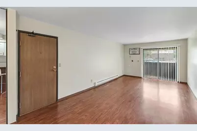 845 N Gammon Road #E, Madison, WI 53717 - Photo 8