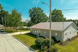 102 Union St, Albany, WI 53502 - Photo 28