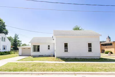 2022 15th Street, Monroe, WI 53566 - Photo 2