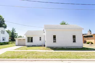 2022 15th St, Monroe, WI 53566 - Photo 2