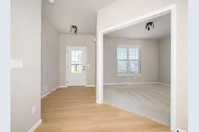 2509 Clover Point Drive, Fitchburg, WI 53711 - Photo 2
