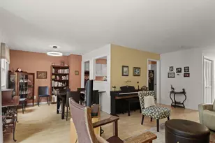 20 Whitcomb Cir, Madison, WI 53711 - Photo 4