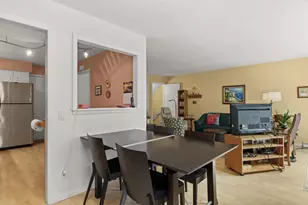 20 Whitcomb Cir, Madison, WI 53711 - Photo 6