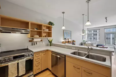 309 W Washington Avenue #613, Madison, WI 53703 - Photo 14