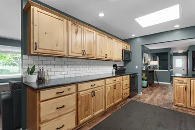 345 Beechwood Drive, Janesville, WI 53548 - Photo 8