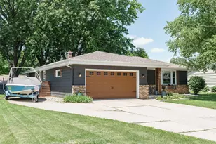 345 Beechwood Dr, Janesville, WI 53548 - Photo 28