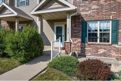 2516 Leopold Way, Sun Prairie, WI 53590 - Photo 2