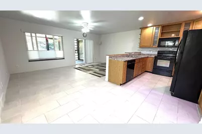 529 Kings Lynn Road, Stoughton, WI 53589 - Photo 14