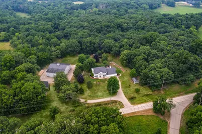 9729 N Rock River Drive, Edgerton, WI 53534 - Photo 4