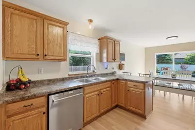 1365 Savannah Woods Drive, Edgerton, WI 53534 - Photo 10