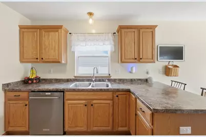 1365 Savannah Woods Drive, Edgerton, WI 53534 - Photo 12