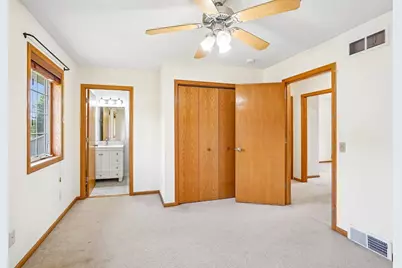 2421 Renaissance Drive, Fitchburg, WI 53711 - Photo 22