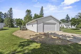 119 S Main St, Pardeeville, WI 53954 - Photo 48