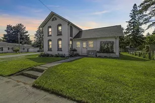 119 S Main St, Pardeeville, WI 53954 - Photo 4