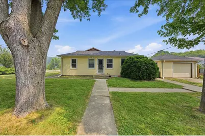 5140 Irish Lane, Fitchburg, WI 53711 - Photo 2
