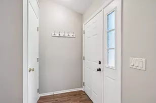 6249 Adobe Way, Madison, WI 53719 - Photo 14