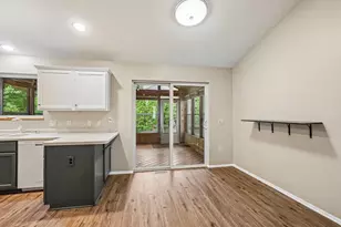 6249 Adobe Way, Madison, WI 53719 - Photo 6
