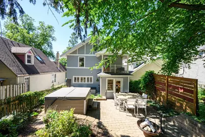1233 E Johnson Street, Madison, WI 53703 - Photo 2