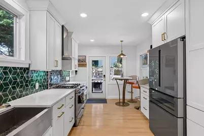 1233 E Johnson Street, Madison, WI 53703 - Photo 24