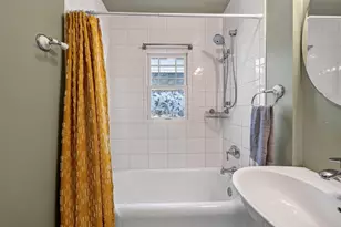 1233 E Johnson St, Madison, WI 53703 - Photo 46