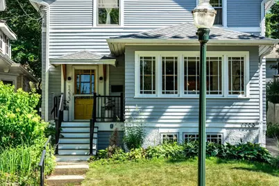 1233 E Johnson Street, Madison, WI 53703 - Photo 2