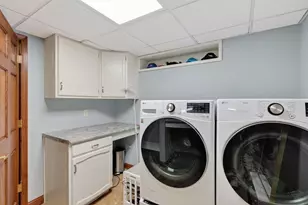 1233 E Johnson St, Madison, WI 53703 - Photo 56